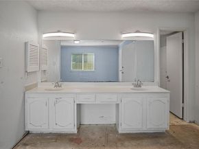 720  Camilla Lane , Garland Texas 75040