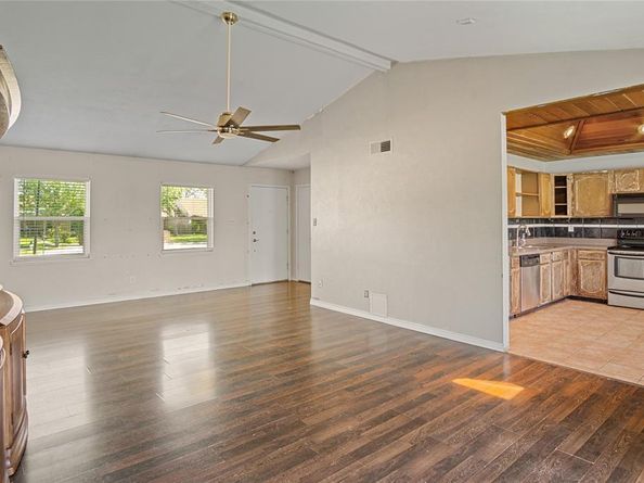 720  Camilla Lane , Garland Texas 75040
