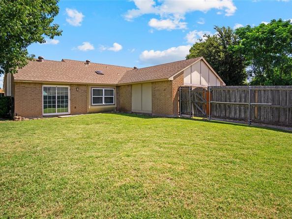 720  Camilla Lane , Garland Texas 75040