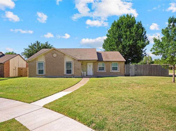 720  Camilla Lane , Garland Texas 75040