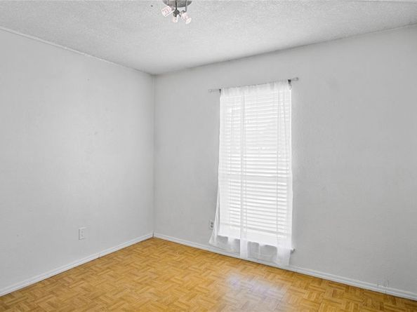 720  Camilla Lane , Garland Texas 75040