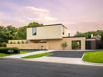 5820  Northmoor Drive 