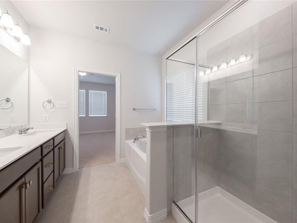 848  Jacquelyn Drive , Little Elm Texas 75068