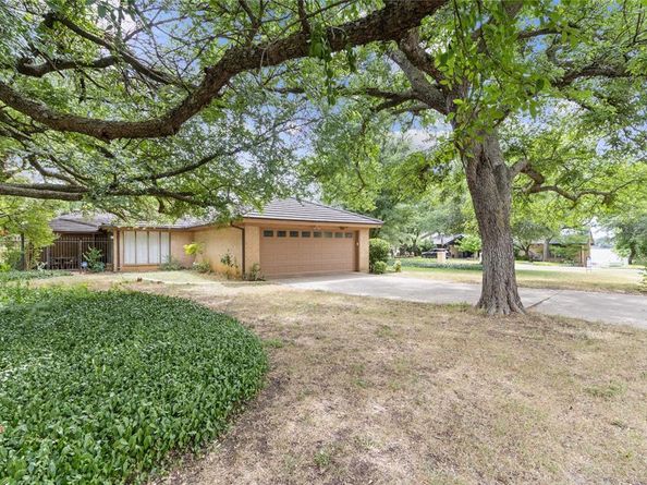 7845  Skylake Drive , Fort Worth Texas 76179