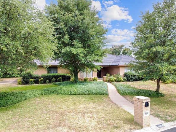 7845  Skylake Drive , Fort Worth Texas 76179