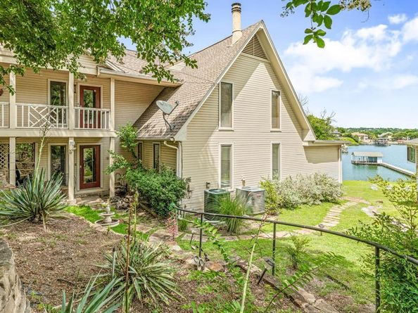8960  Dickson Road , Fort Worth Texas 76179