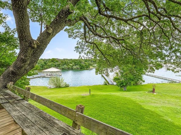 8960  Dickson Road , Fort Worth Texas 76179