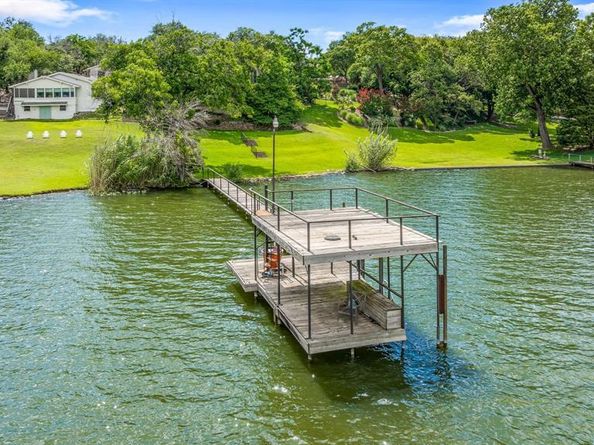 8960  Dickson Road , Fort Worth Texas 76179