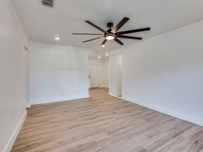 912  Duff Court , Fort Worth Texas 76112