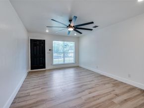 912  Duff Court , Fort Worth Texas 76112