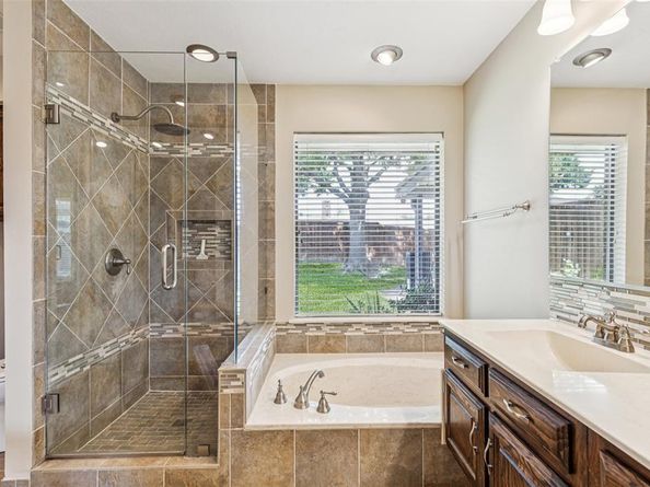 1229  Stonewall Street , Garland Texas 75043