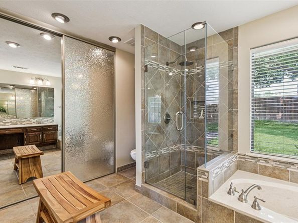 1229  Stonewall Street , Garland Texas 75043
