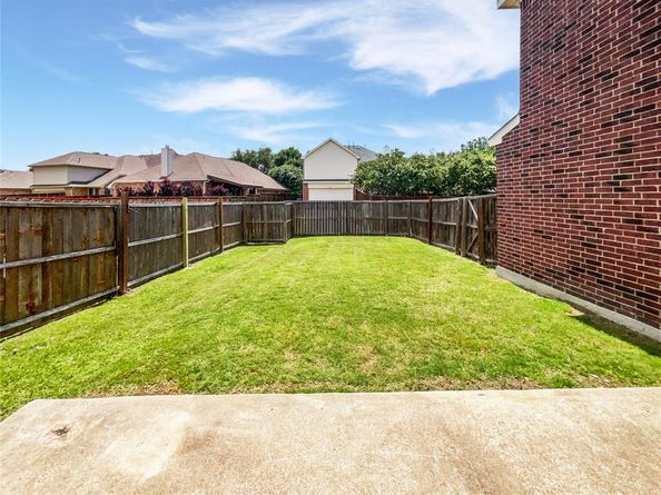 1241  Ducks Landing , Frisco Texas 75033