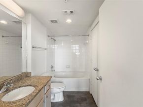 2502  Live Oak Street  236, Dallas Texas 75204