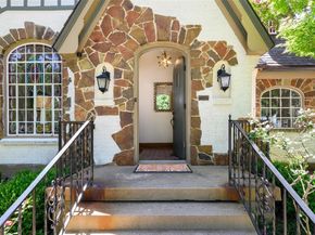 6934  Hammond Avenue , Dallas Texas 75223
