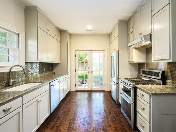 6934  Hammond Avenue , Dallas Texas 75223