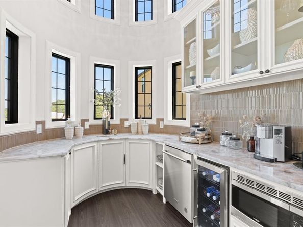 2621  Whispering Oaks Cove , Cedar Hill Texas 75104