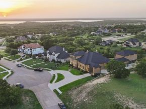 2621  Whispering Oaks Cove , Cedar Hill Texas 75104