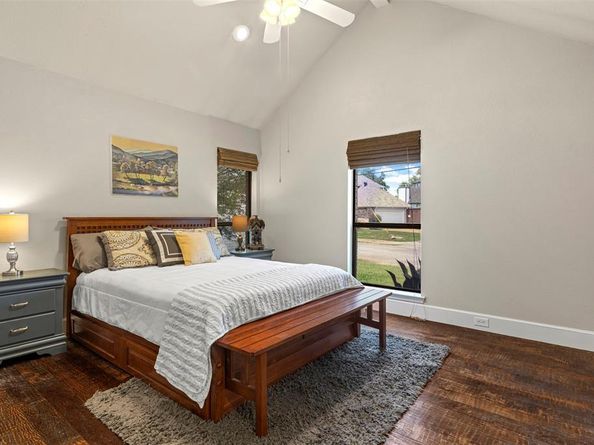 5931  Mapleshade Lane , Dallas Texas 75252