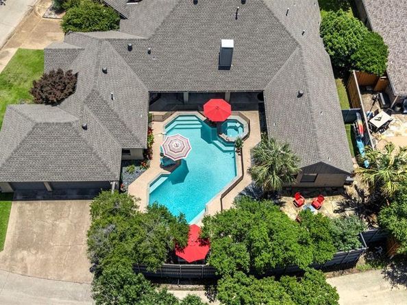 5931  Mapleshade Lane , Dallas Texas 75252