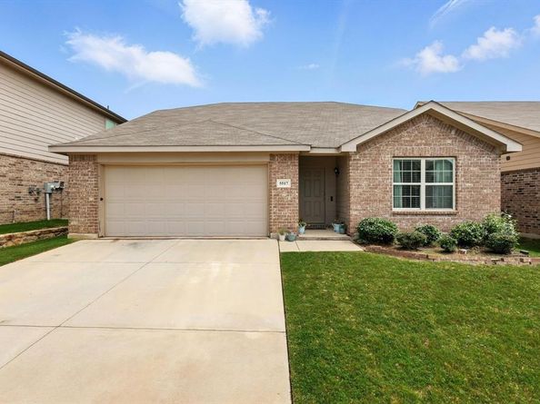 5517  Las Lomas Lane , Denton Texas 76208