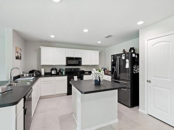 5517  Las Lomas Lane , Denton Texas 76208