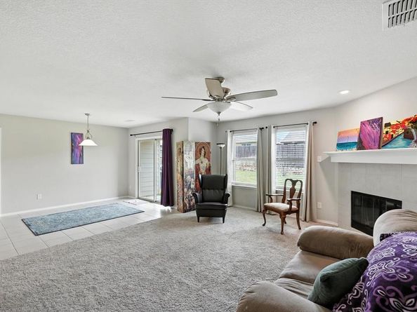 5517  Las Lomas Lane , Denton Texas 76208