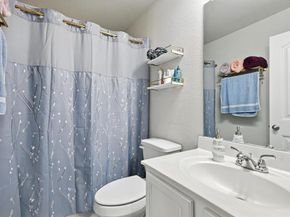 5517  Las Lomas Lane , Denton Texas 76208