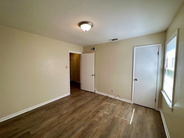 1925  Hilltop Drive , Garland Texas 75042