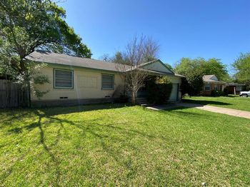 1925  Hilltop Drive 
