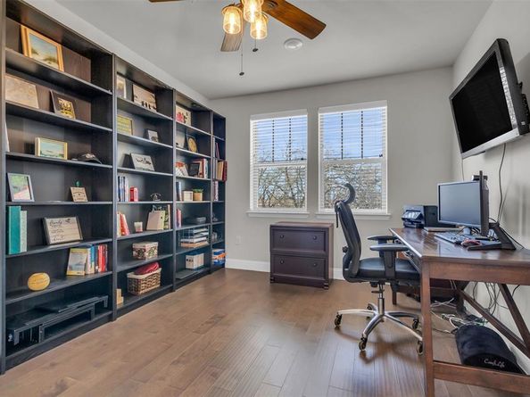 1735  Wittington Place  2302, Farmers Branch Texas 75234
