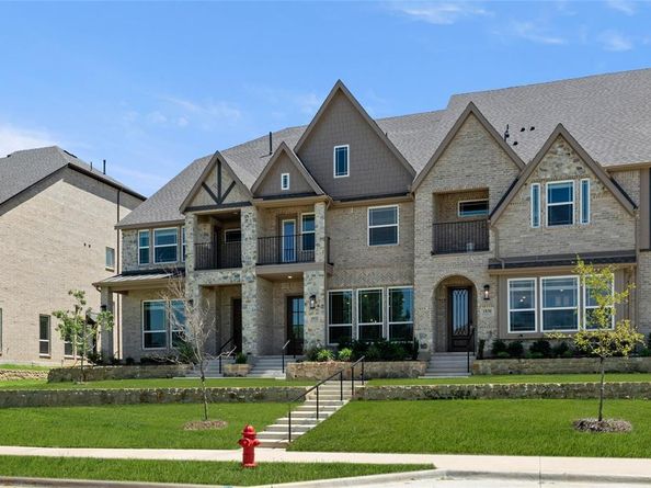 1832  Wittington  , Farmers Branch Texas 75234