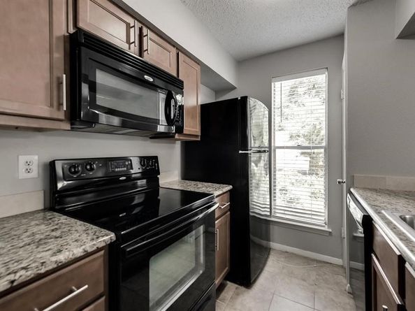 4327  Holland Avenue  205, Dallas Texas 75219