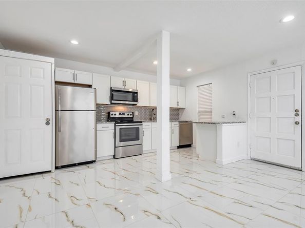 4327  Holland Avenue  205, Dallas Texas 75219