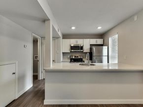 4327  Holland Avenue  205, Dallas Texas 75219