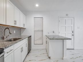 4327  Holland Avenue  205, Dallas Texas 75219