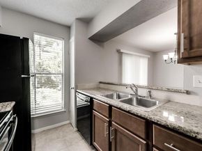 4327  Holland Avenue  205, Dallas Texas 75219