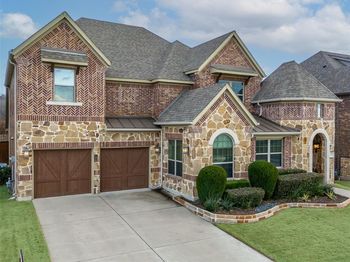 2805  Walnut Creek Lane 