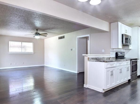 9914-9916  Brockbank Drive , Dallas Texas 75220