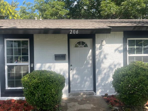 206  Springbranch Drive , Garland Texas 75043