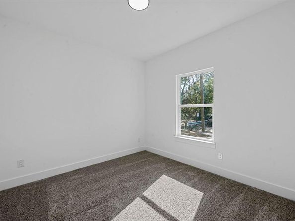 5424  Bourquin Street , Dallas Texas 75210