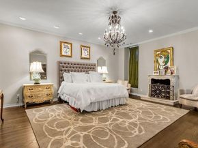 3802 S Versailles Avenue , Dallas Texas 75209