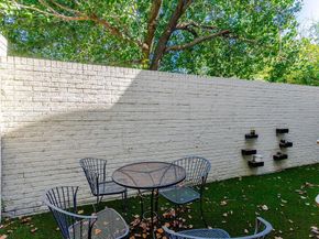 3802 S Versailles Avenue , Dallas Texas 75209