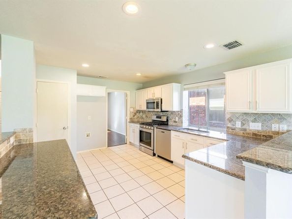 9200  Warren Drive , McKinney Texas 75071