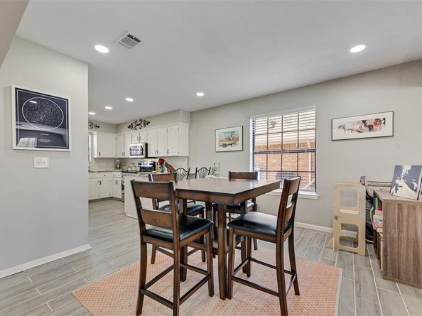 702  Middle Glen Drive , Garland Texas 75043