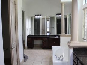 651  Lockridge Road , Lantana Texas 76226