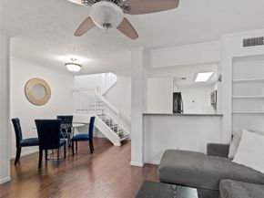 5757  Martel Avenue  B11, Dallas Texas 75206