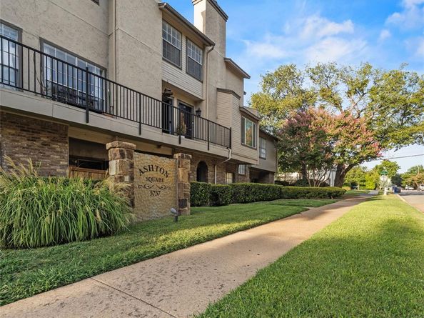 5757  Martel Avenue  B11, Dallas Texas 75206