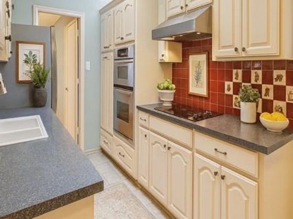 1702  Paisley Drive , Arlington Texas 76015