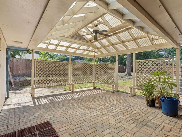 1702  Paisley Drive , Arlington Texas 76015